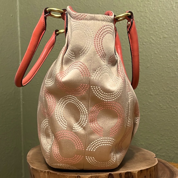 HTF COACH ASHLEY DOTTED OP ART SHOULDER TOTE - Picture 5 of 16